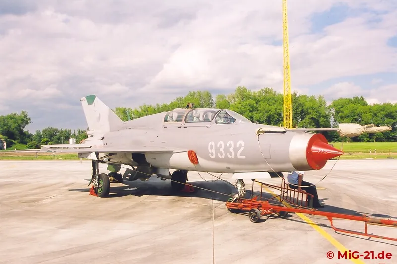 In the static display beside a MiG-21MFN one of the two MiG-21UM in new colour scheme was shown.