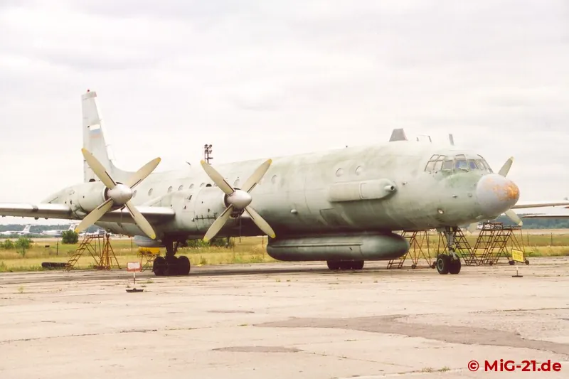 ... Il-20 ...