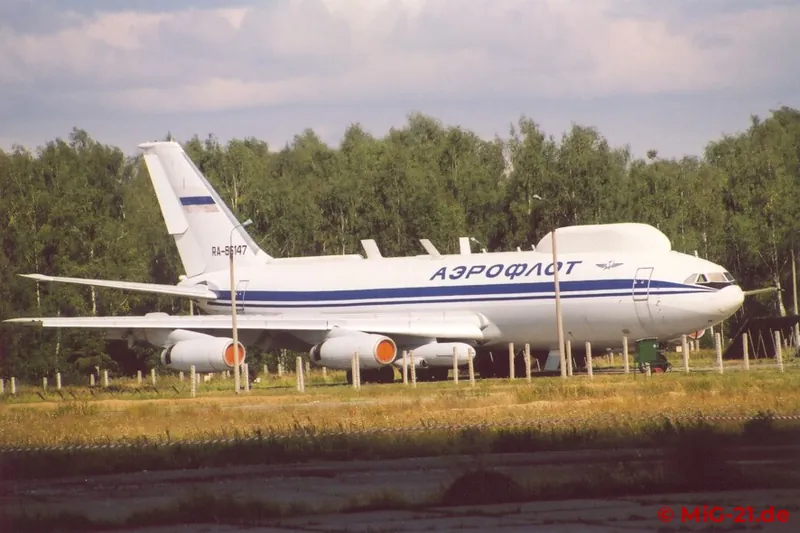 ... Il-86WKP as well as ...