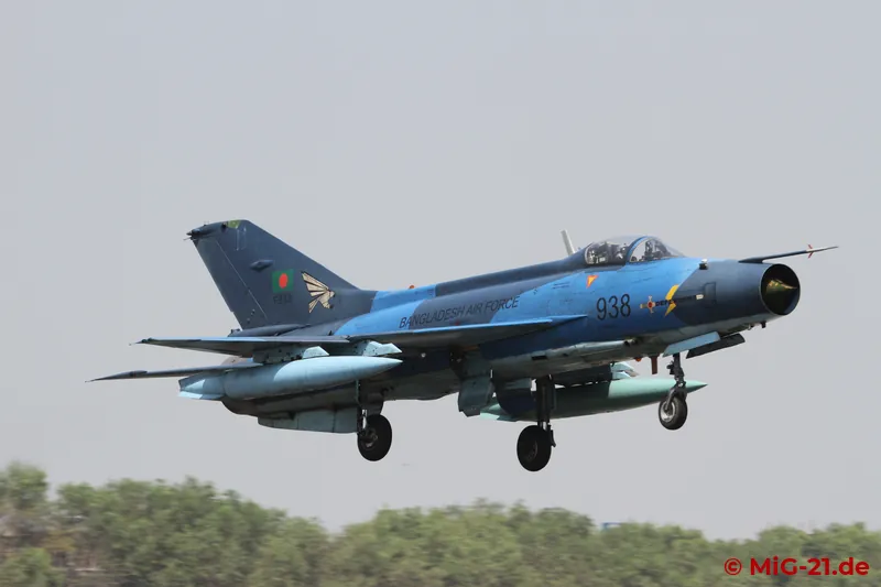 F-7BG landing. The aircraft with their eye-catching blue camouflage were delivered in 2005.