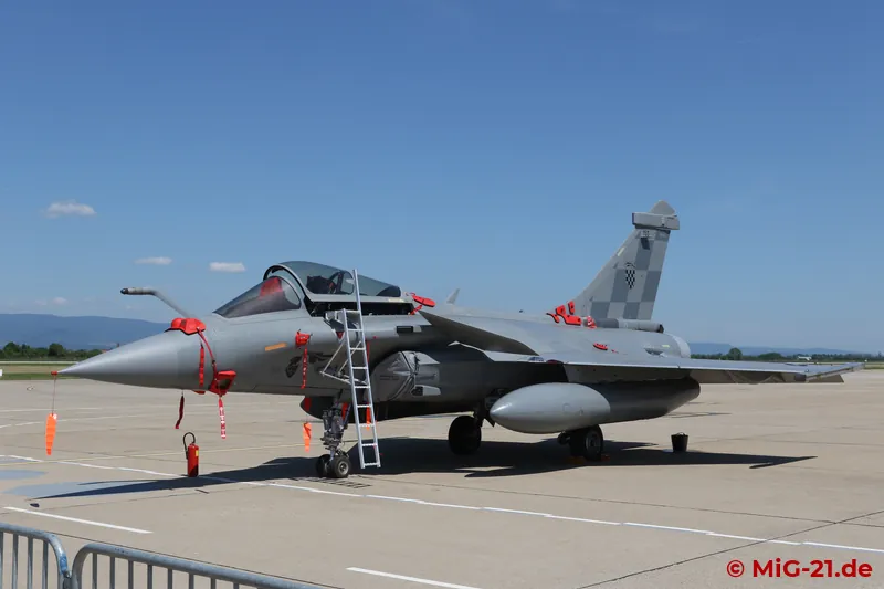 ... Rafale, ...