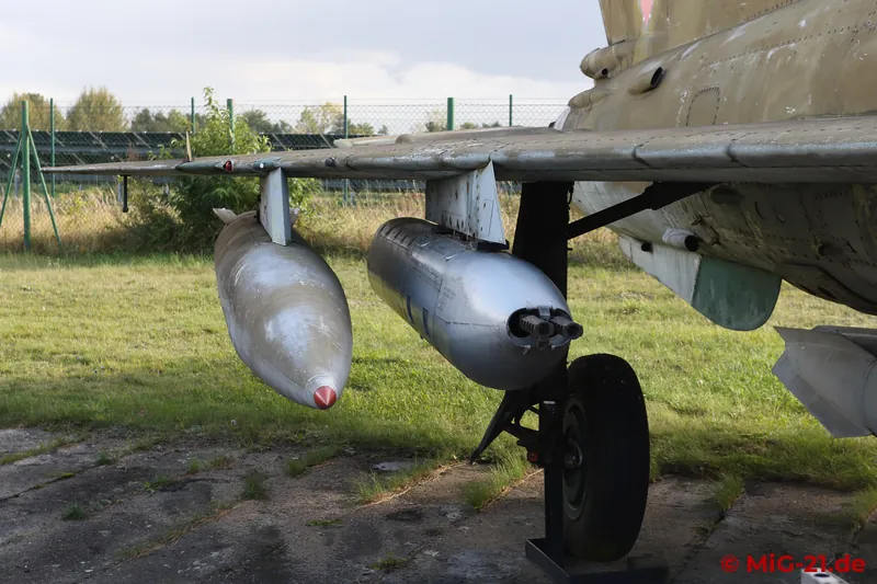 ... and is shown in the museum with a UPK-250 gun pod, which according to the museum could be used at least …