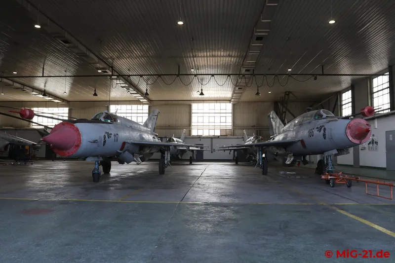 While the MiG-21s in the Pleso hangar are only stored, maintenance work is currently being carried out on two …