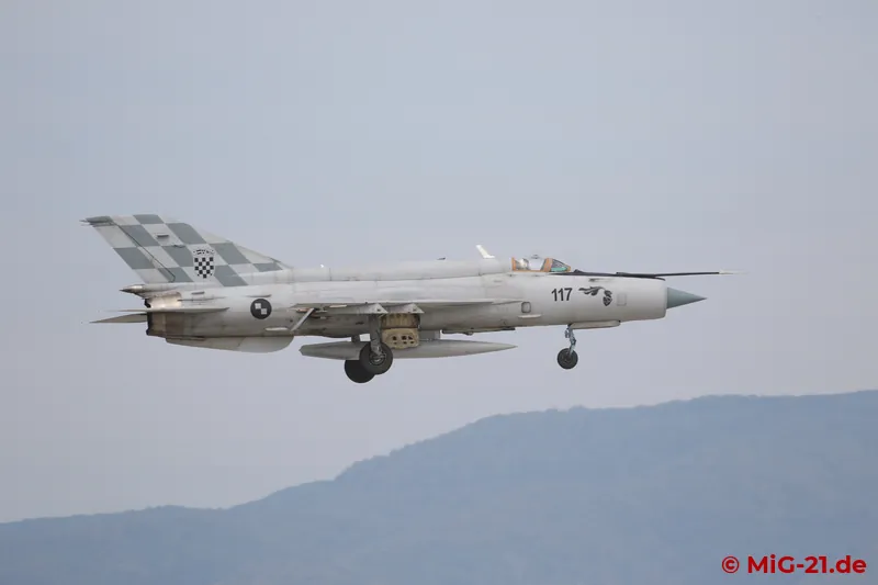 ... the MiG starts its landing approach ...