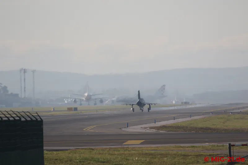 ... and the Croatian 116 after its penultimate flight , taxiing back to the squadron area on December 19, …