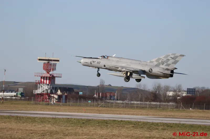 The aircraft approach higher than on the author 's last visits ...
