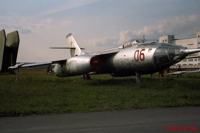 ... the Yak-28R ...