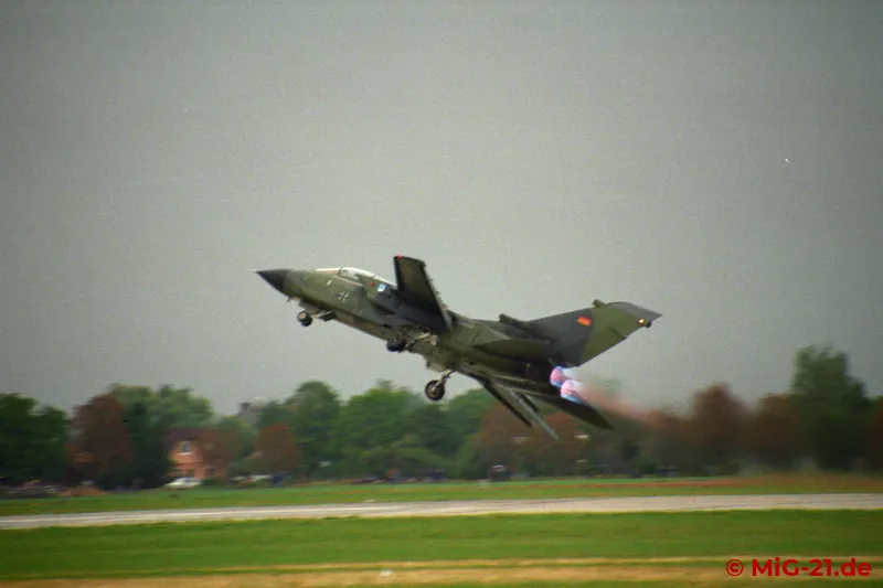 Around the turn of the millennium, the German Luftwaffe also still gave impressive displays – especially at …