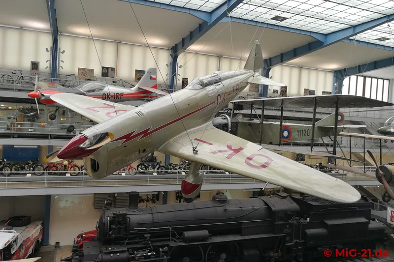 Only the one example shown in the museum was built of the Zlín Z-XIII racing aircraft.