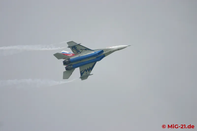 Fast schon eine Tradition: der Höhepunkt der Show kommt aus Rußland - in diesem Jahr die MiG-29OWT mit …
