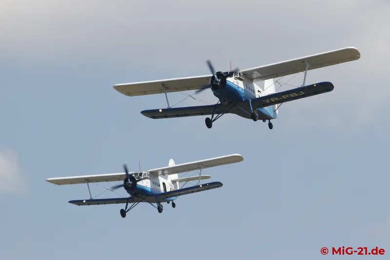 Civil parachutists jumped from the two An-2s, showing canopy formations and – of course – again carrying a …