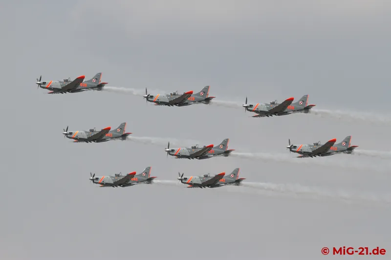 The PZL-130s flying behind them did not really stand out afterwards.