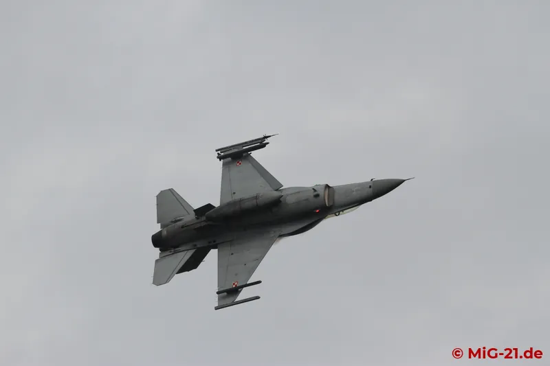 ... and an F-16 darkened the sky.