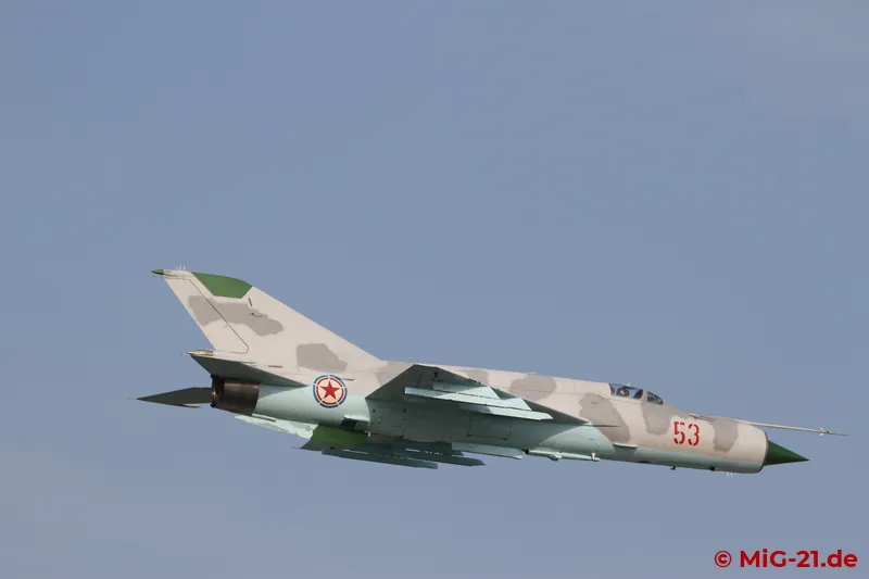 ... make some low flypasts and then come in to land again, ...