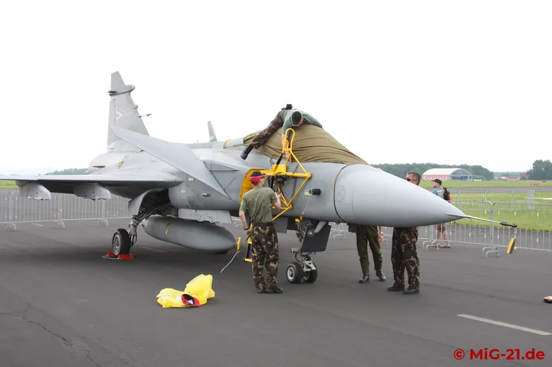A Gripen flew in from Hungary.