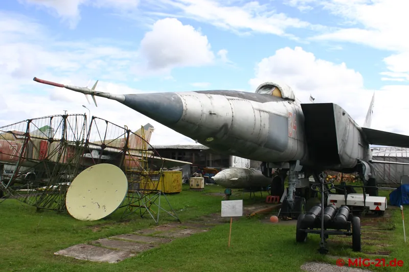 MiG-25RBS.