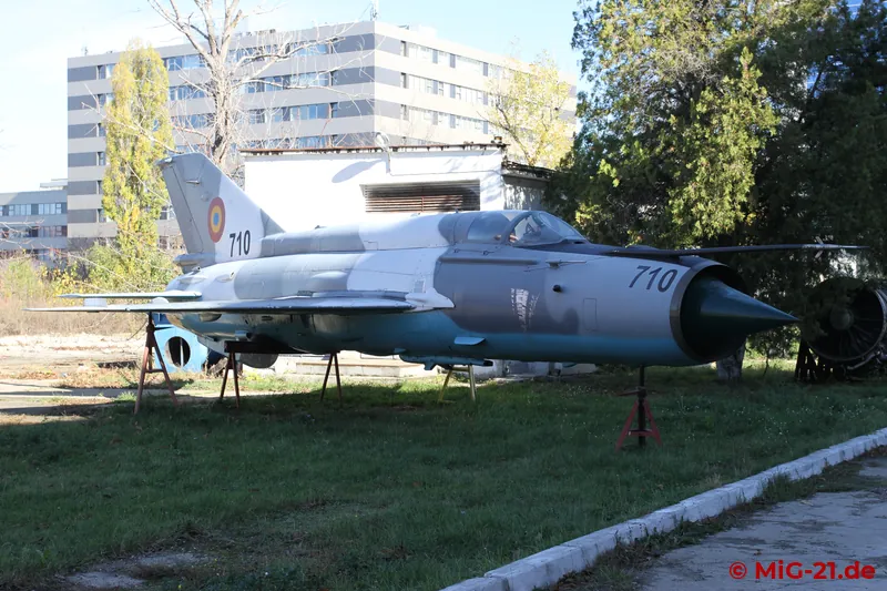 710 is a MiG-21M that was modified to LanceR A standard but is shown in the museum in LanceR C colours.