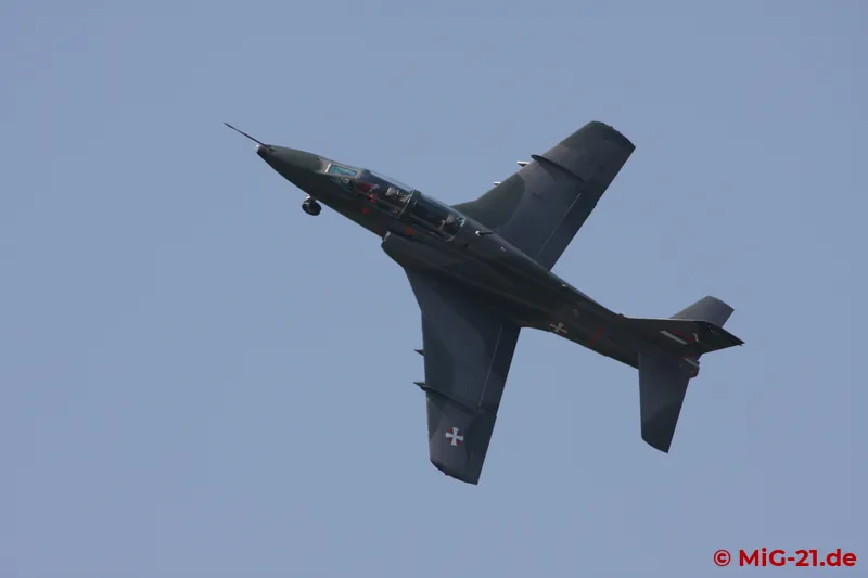 Further items on the programme were a solo display by a G-4 Super Galeb, ...