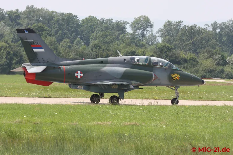 ... of G-4 Super Galebs, one of which was fitted with a GP-9 gun pod.