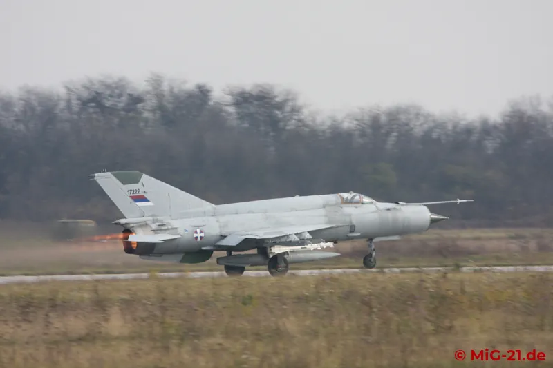 The first take-off was made by a MiG-21bis from the QRA – armed with R-60 missiles.
