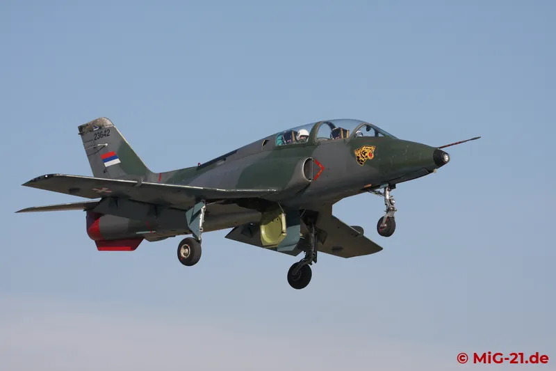 ... G-4 Super Galeb ...