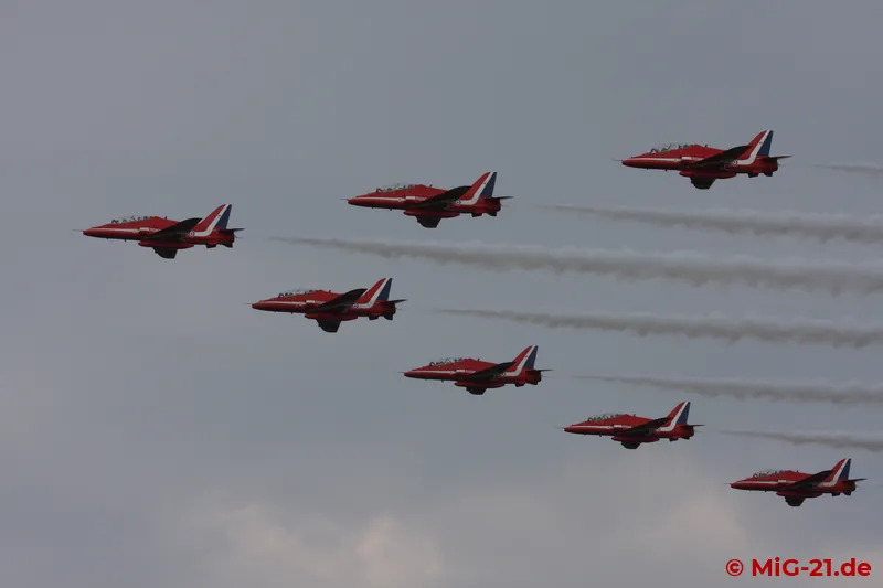 The star guests of the event were the Red Arrows, who made a stopover on their way to Izmir.