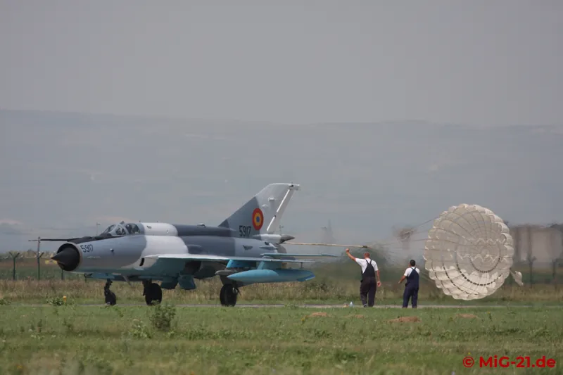 Unlike the other European MiG-21s, the LanceR are equipped with round brake chutes.