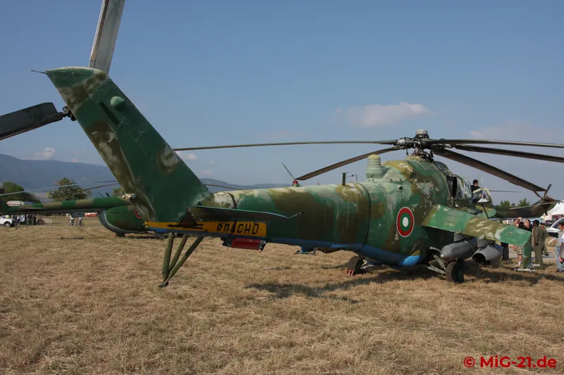 The static display included the hosts with Mi-24 ...
