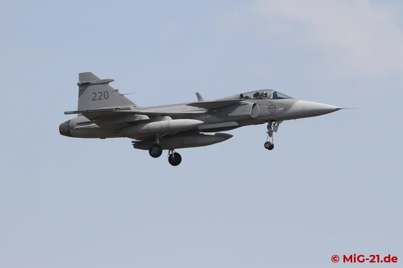 In view of the forthcoming procurement of a successor type for the MiG-21, no fewer than four Gripens flew in …