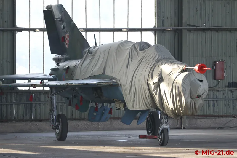 Unfortunately not represented in the programme: the MiG-21UMD in camouflage, which the author has not yet …