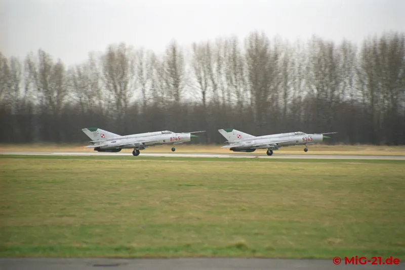 ... where they could experience take-offs, ...