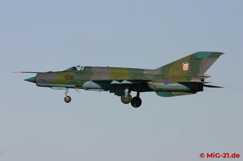 ... to Varaždin went along Zagreb Airport where flying service of MiG-21s lasted until the evening.