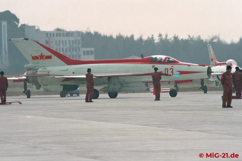 The only variant for Chinese domestic use that I photographed is not a combat aircraft but the J-7EB display …