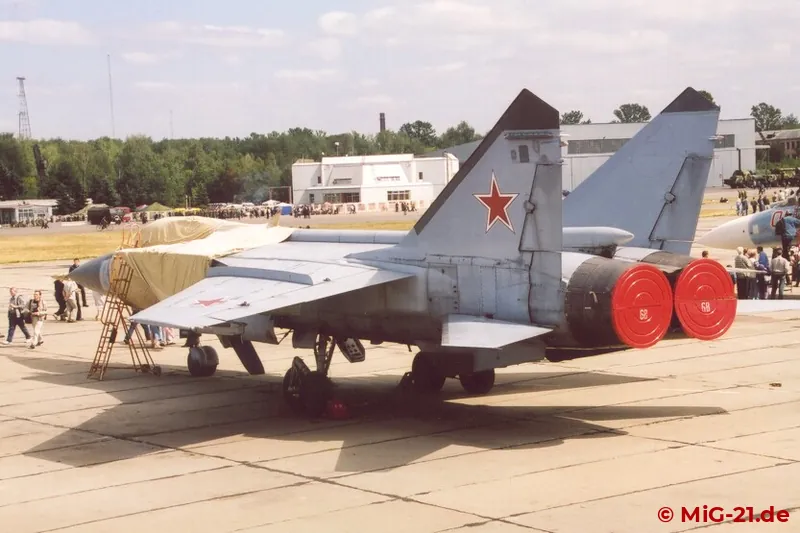 ... and MiG-31.