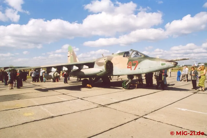 ... Su-25 and ...